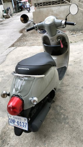 Honda Giorno012មានពន្ធកាតគ្រី