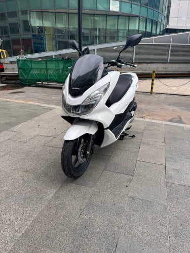 Honda pcx Japan 125cc 2016