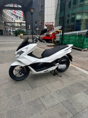 Honda pcx Japan 125cc 2016