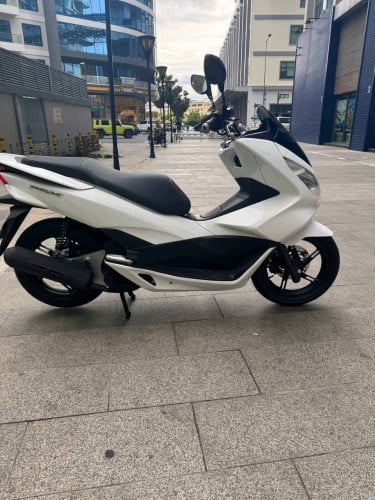 Honda pcx Japan 125cc 2016