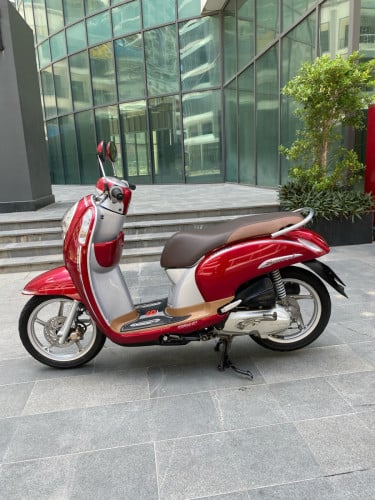 Honda scoopy 2013