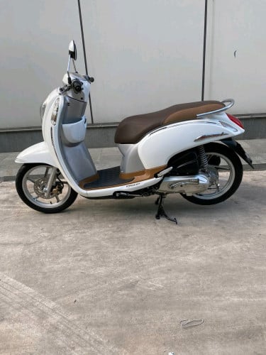 Honda scoopy 2014