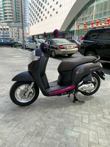 Honda scoopy 2020