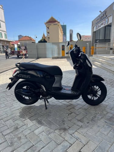 Honda scoopy 2023