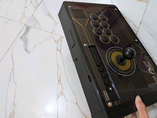 HORI Real Arcade Pro.N Hayabusa arcade stick PS4 PS5 PC 98%