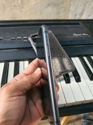 I phone ๐ฑ 11 LA