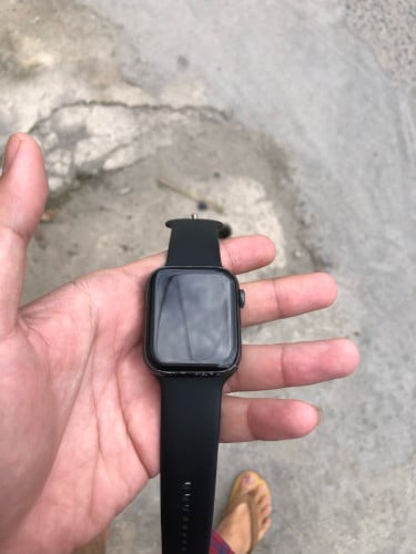 I watch series 4 LTE