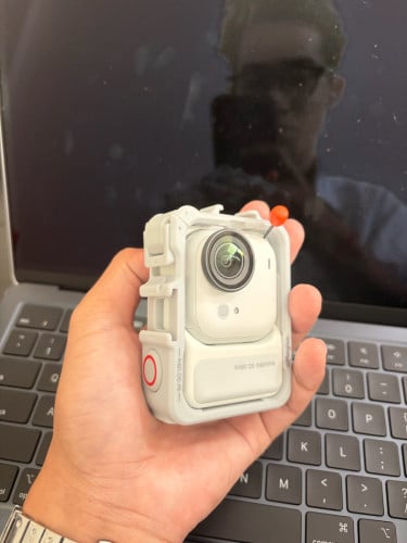 Insta 360 go ultra