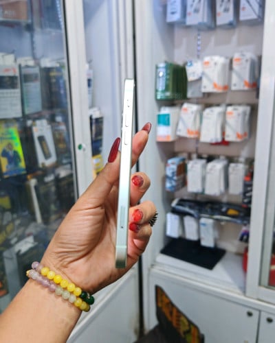 iPhone 12/64GB/LLថ្ម88%តួរស្អាតសុីនសានុំ