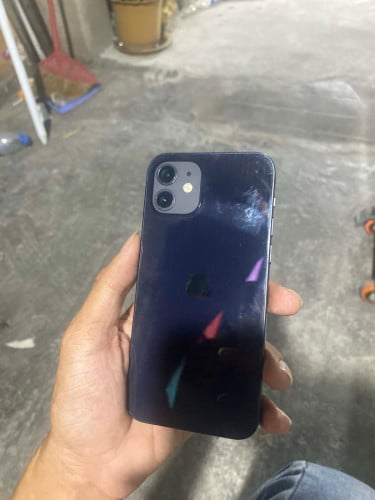 iPhone 12