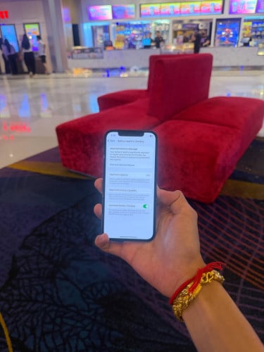 iPhone 12 Pro 256G សានុំសុីនណែន ស្អាត99% តម្លៃ 270$