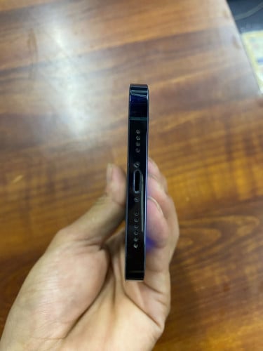 IPhone 12PM មកមុនបានមុន