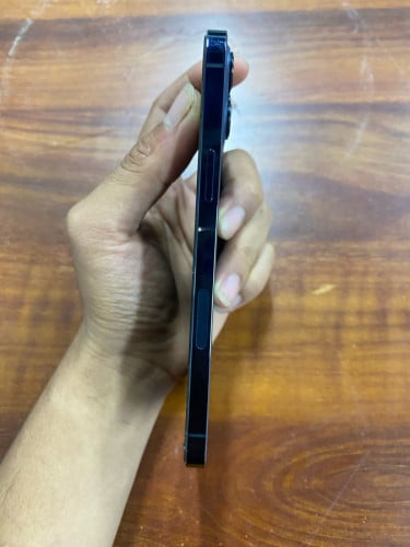 IPhone 12PM មកមុនបានមុន