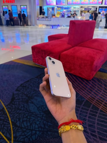 iPhone 13 256GB សានុំសុីនណែន តម្លៃ 270$