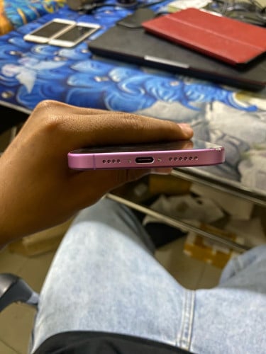 iPhone 16 plus
