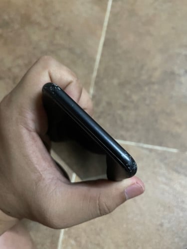 IPHONE 7G 32gb លក់ដូចក្នុងរូប