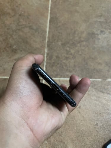 IPHONE 7G 32gb លក់ដូចក្នុងរូប