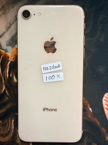 iPhone 8 សំនំស្អាត ថ្ម100%