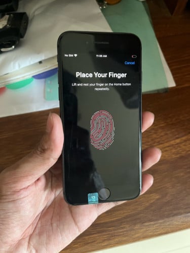 iPhone 8G 64g zin អត់ជាប់ លក់❤️📥