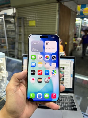 Iphone15pro max 1Tb ZA sim2 បែកថាច់ឆ្នូតជាំប្រើបាន