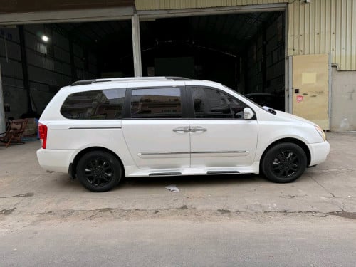 Kia Carnival 2012full option
