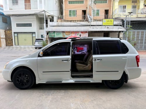 Kia Carnival 2012full option