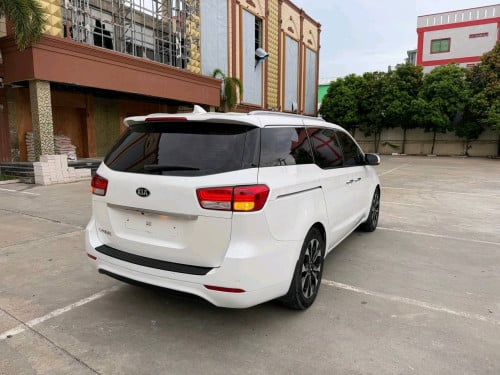 Kia Carnival 2015full
