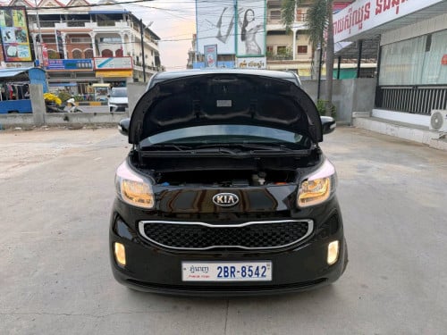 Kia Carnival 2016full option