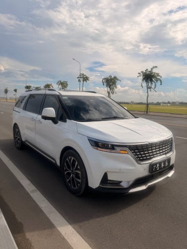 Kia CARNIVAL ឆ្នាំ2022 V6សាំង ថ្នាំសុីនមួយជុំ