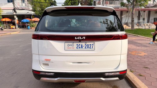 Kia Grand carnival 023