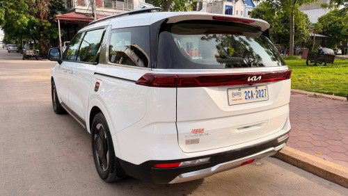 Kia Grand carnival 023