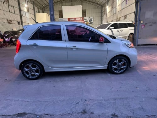 Kia Morning 2016full option
