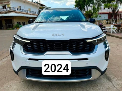 លក់ kia sonet 2024 ប្រើបាន 17,000km ថ្មីខ្លាំង ធានាអត់បុកប៉ះ បាញ់ថ្នាំ
