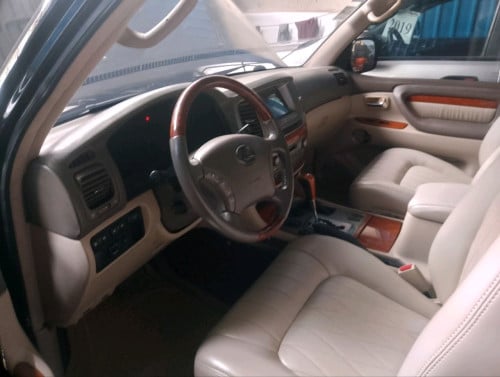 Lexus 470 Full options 2003 $23,000 ឡានស្អាត ធានាទិញចូលវិញ