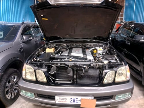 Lexus 470 Full options 2003 $23,000 ឡានស្អាត ធានាទិញចូលវិញ