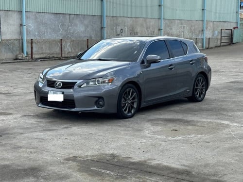 LEXUS CT 200h 2012 For Rent /出租