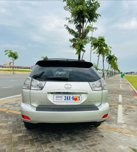 Lexus RX330 ប៉ុង2 ឆ្នាំ2004 h/f