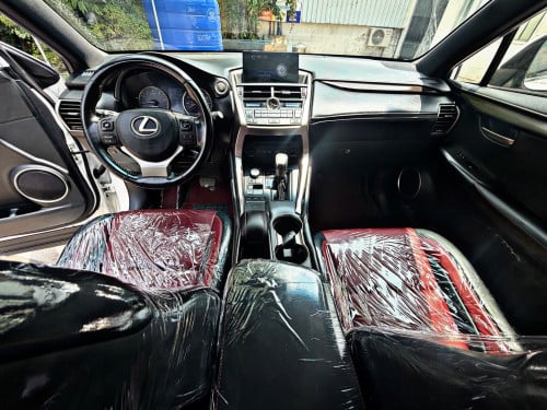 LexusNX200t 2016 ប៉ុង2 up F-Spot