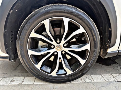 LexusNX200t 2016 ប៉ុង2 up F-Spot