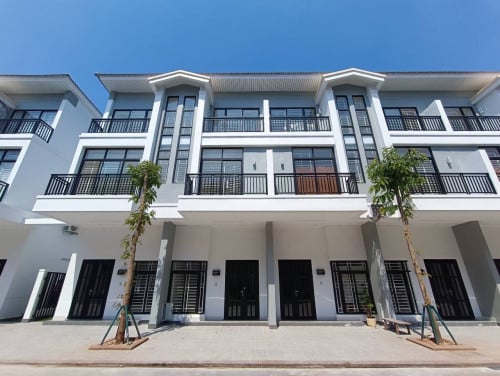 Link house LV for rent at borey peng houth beng snor