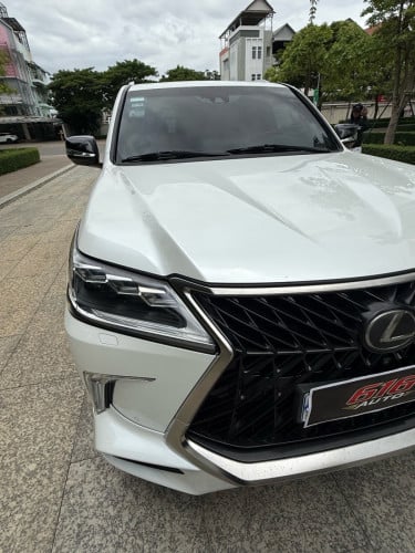 LX570s Super Sport