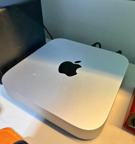 Mac mini M1- ram 8g- 256gb