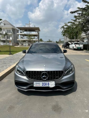 Mercedes Benz C300 2015 For Rent /出租