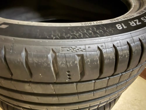 Michelin Pilot 5 225/45R18 Y1824 99%