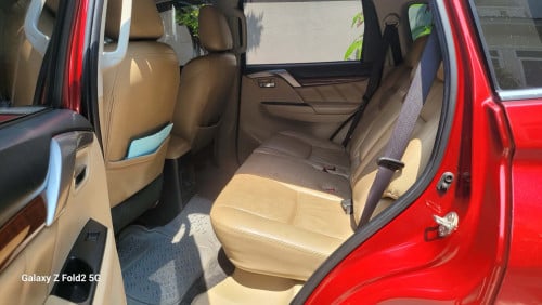 mitsubishi Pajero 2018 ម្ចាស់ដេីម ខ្លាញ់គោ