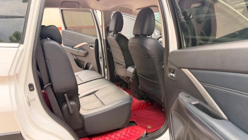 Mitsubishi X-pander cross 023