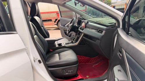 Mitsubishi X-pander cross 023