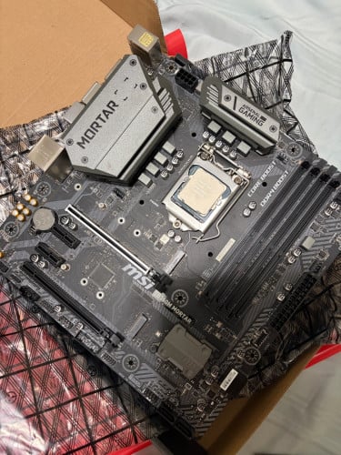 MSI MORTAR B360M + i3 9th