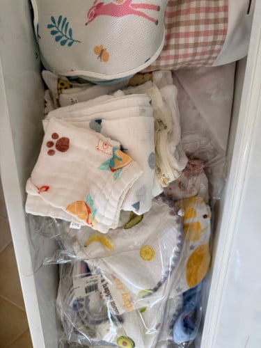 Moving sale. Baby's products. All is 100% new.