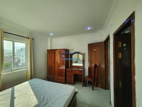 N097 | Elevator 2 Bedrooms Apartment For Rent Near BKK1